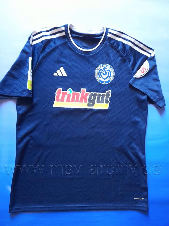 202425_2.1_Ausrüster Adidas_Sponsor Trinkgut_Nr.14 Hartwig