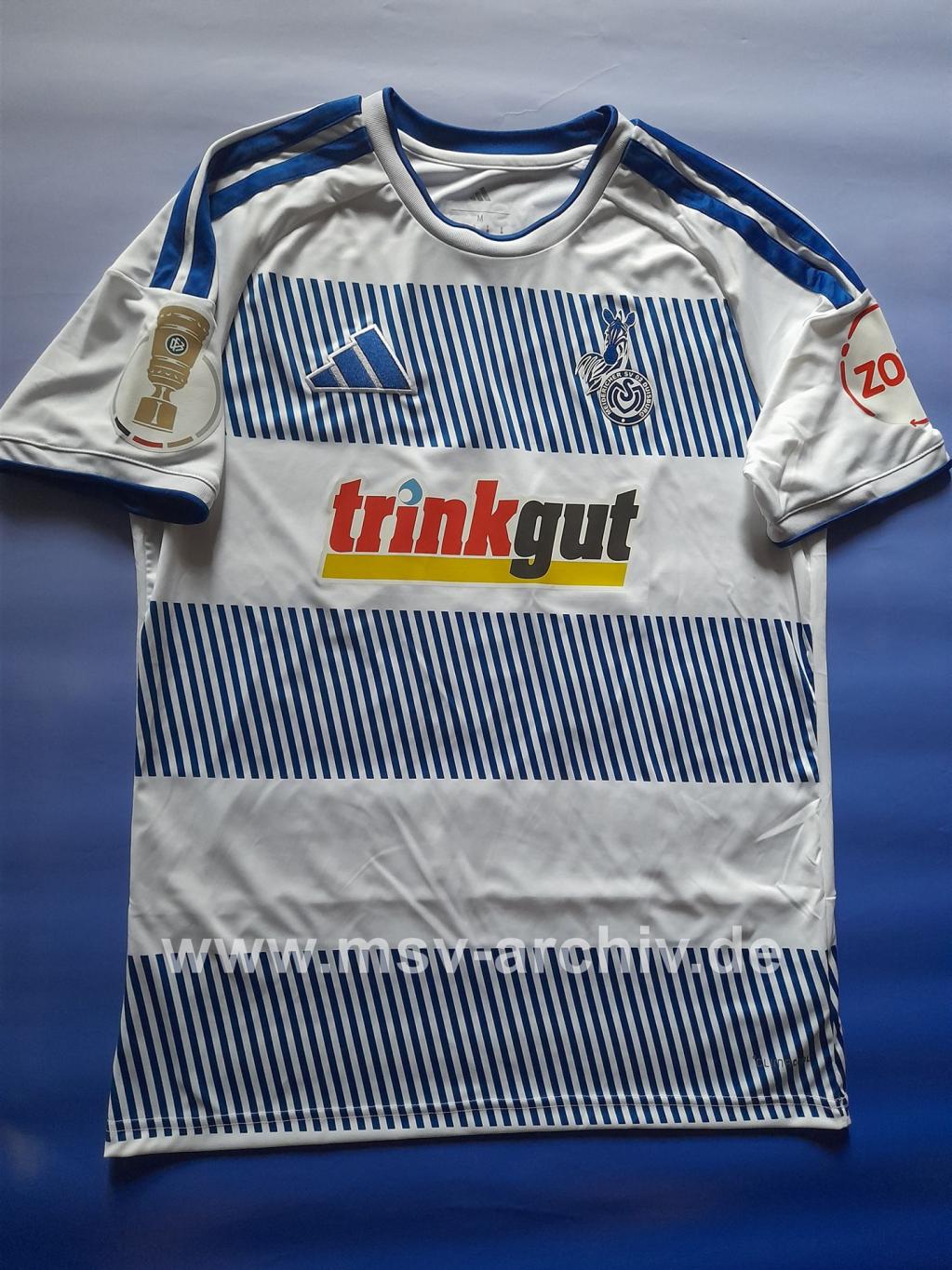 202627_1.1_Ausrüster Adidas_Sponsor Trinkgut_Nr. 17 Besuschkow_DFB-Pokal