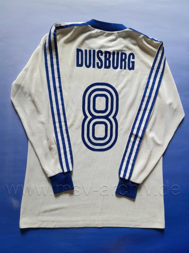 197778_4.2_Ausrüster Adidas_Sponsor Eigenwerbung_Nr. 8