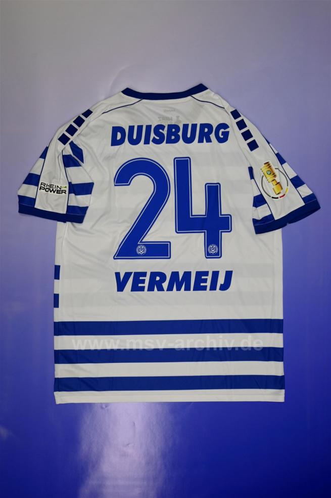 201920_4.2_Ausrüster capelli Sport_Sponsor schauinsland reisen_Nr. 24 Vermeij_DFB-Pokal (2)