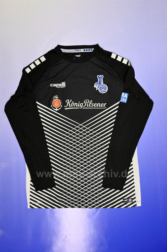 201920_9.1_Ausrüster capelli Sport_Sponsor König Pilsener_Nr. 30 Deana_Niederrhein-Pokal (2)